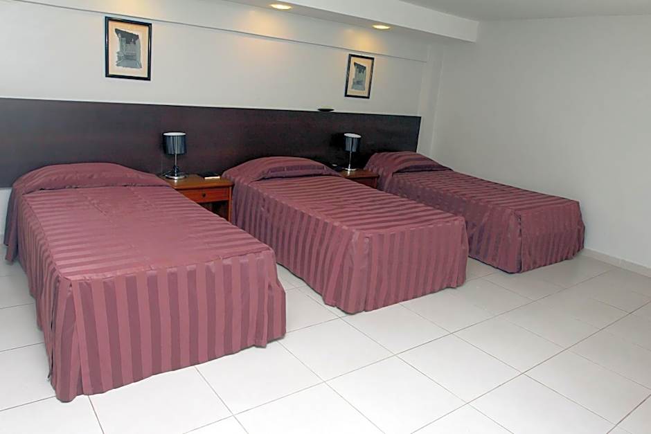 Hotel Plaza Apolo