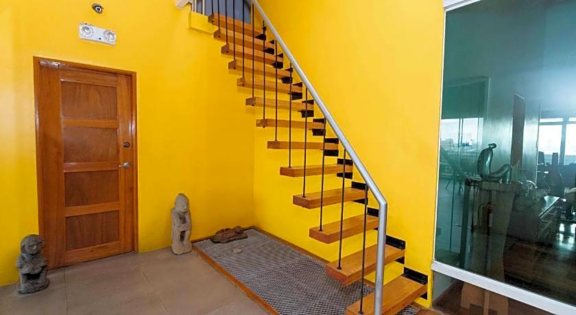 RedDoorz near Osmena Highway 1