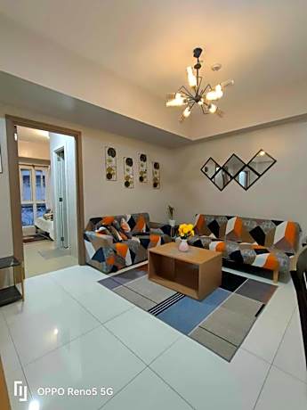 avah Family room NAIA T3