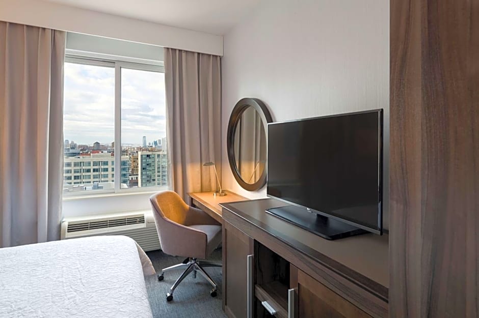 Hampton Inn By Hilton Manhattan - Times Square South - Newly Renovated