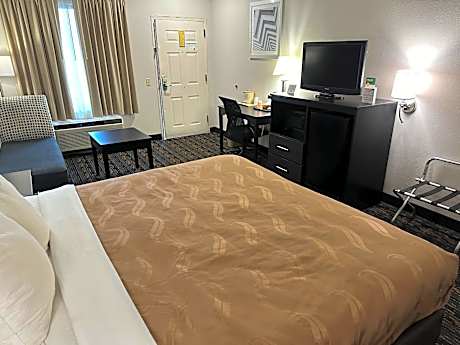 King Room - Accessible/Non-Smoking