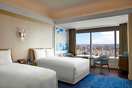 Deluxe Twin Room with City View