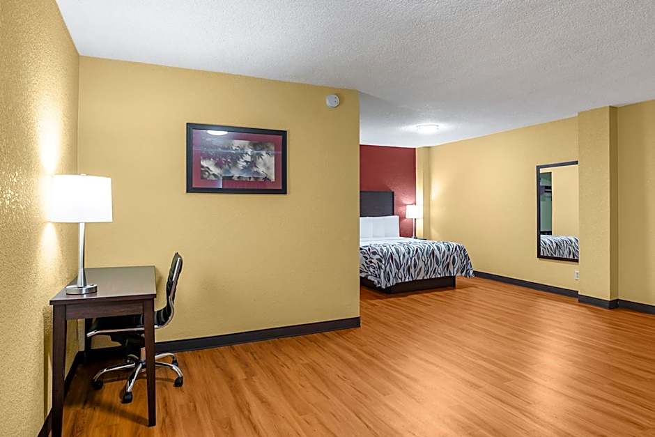 Red Roof Inn Des Moines