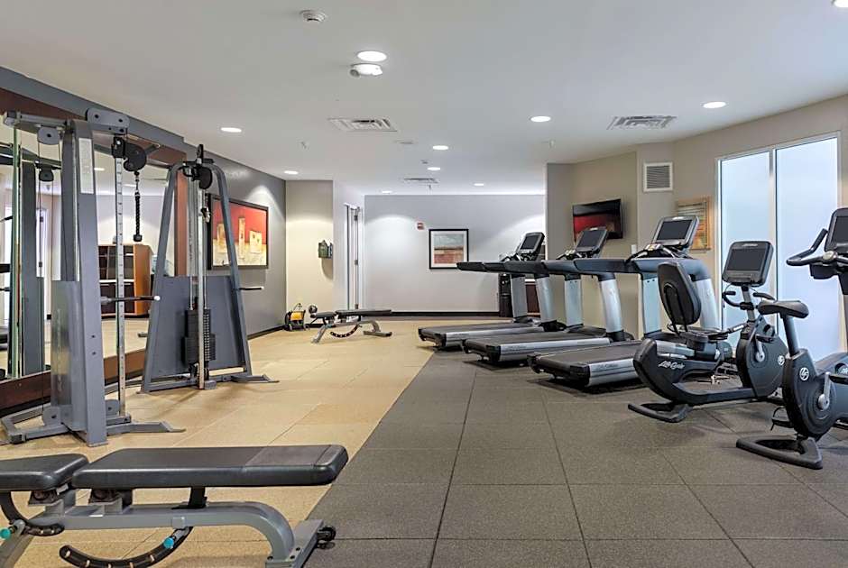 DoubleTree By Hilton Hotel Savannah Airport