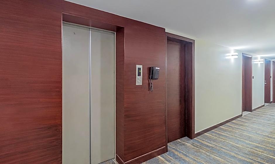 Treebo Regency - Bund Garden, Dhole Patil Road