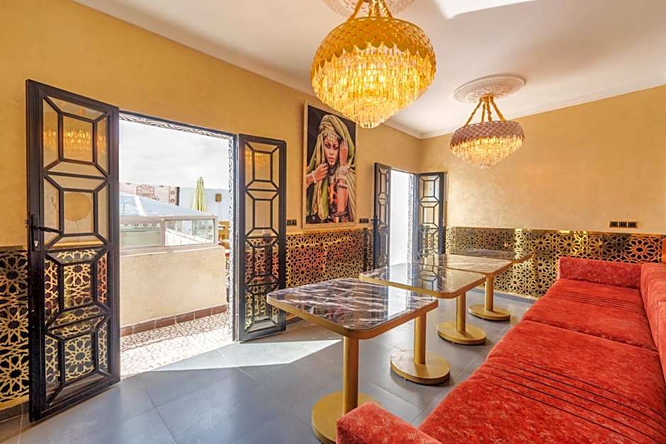 Riad 7 chambres - Petit dejeuner gratuit