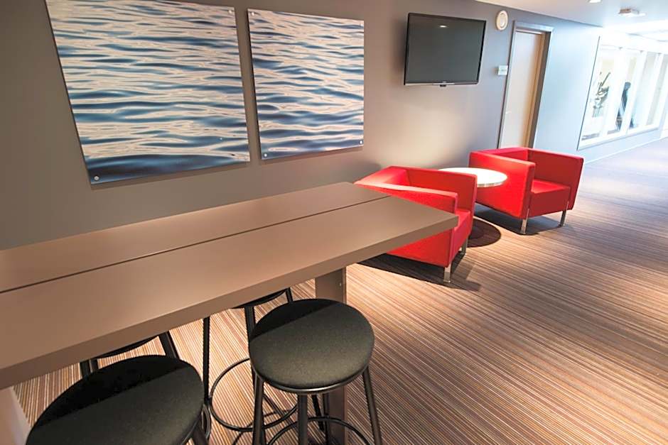 Dolmsundet Hotell Hitra