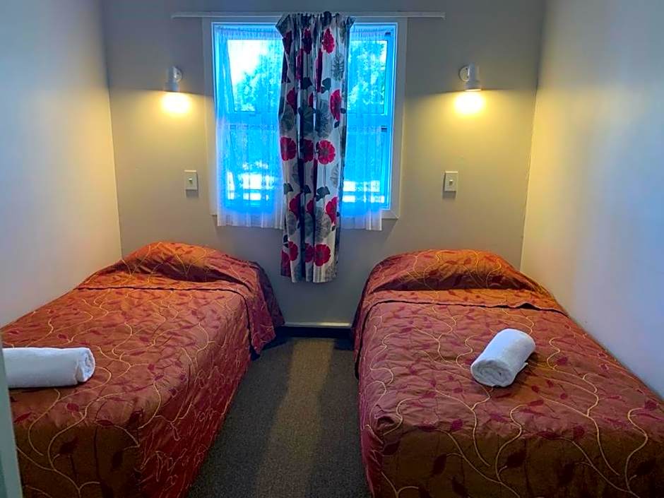 Apple Motor Inn