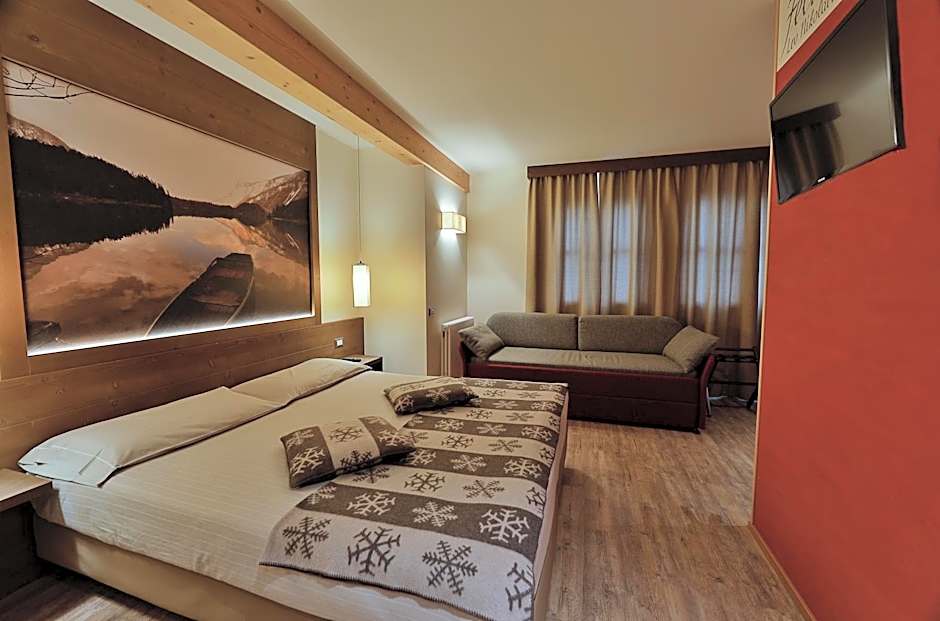 Chalet Tovel - Mountain Lake