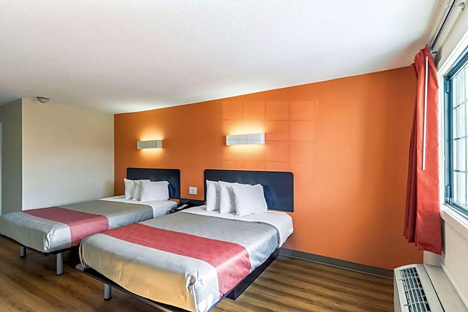 Motel 6 New Brunswick