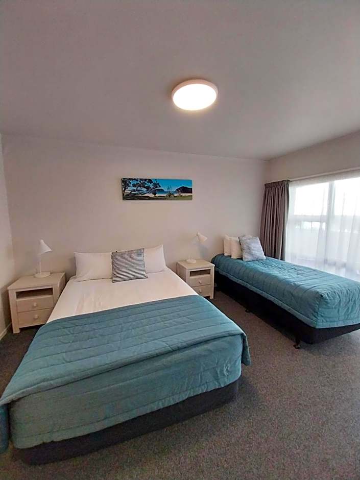 Bayview Motel