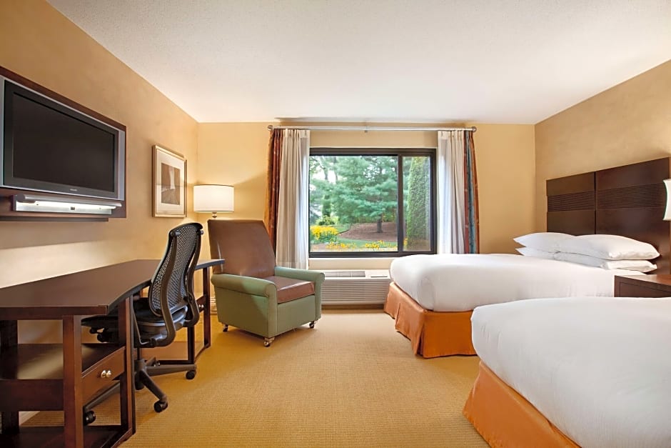 DoubleTree by Hilton Hotel Boston - Bedford Glen