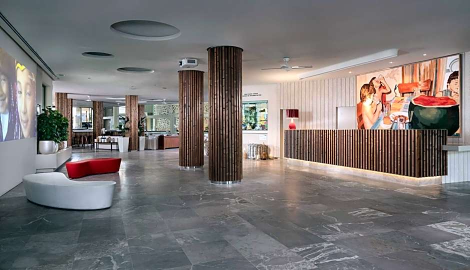 Melia South Beach