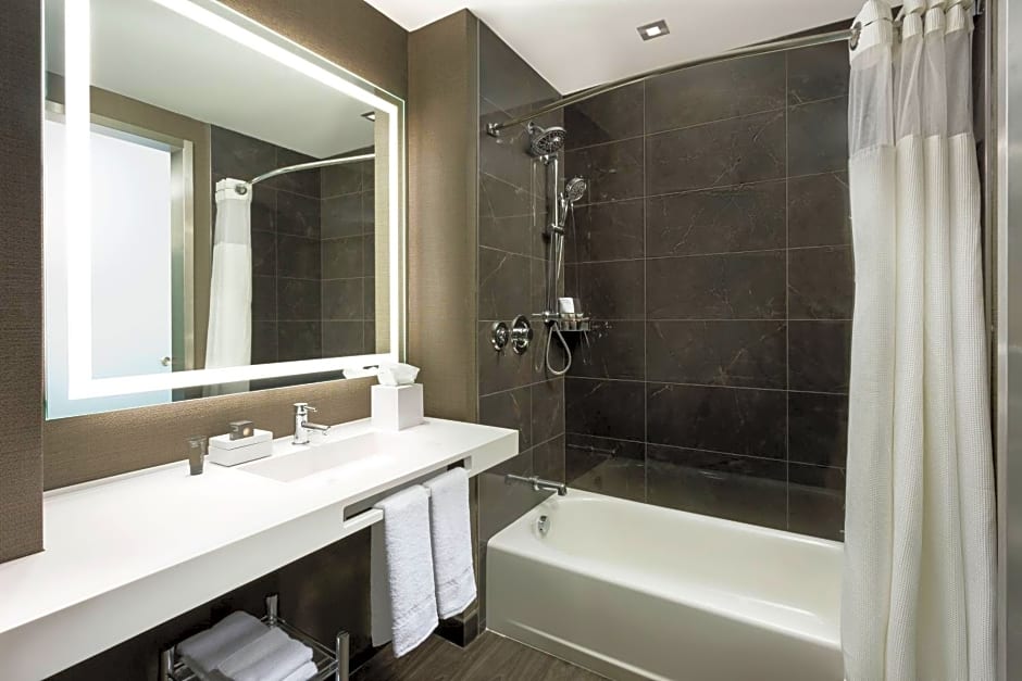 AC Hotel by Marriott New York Times Square