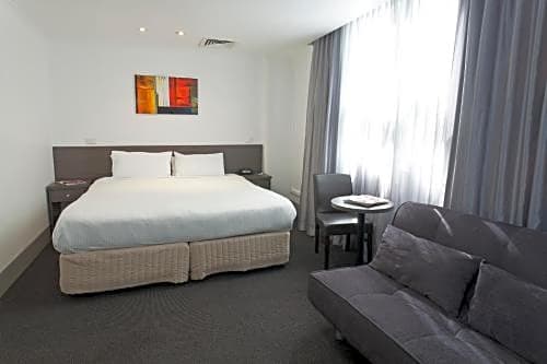 Causeway Inn On The Mall