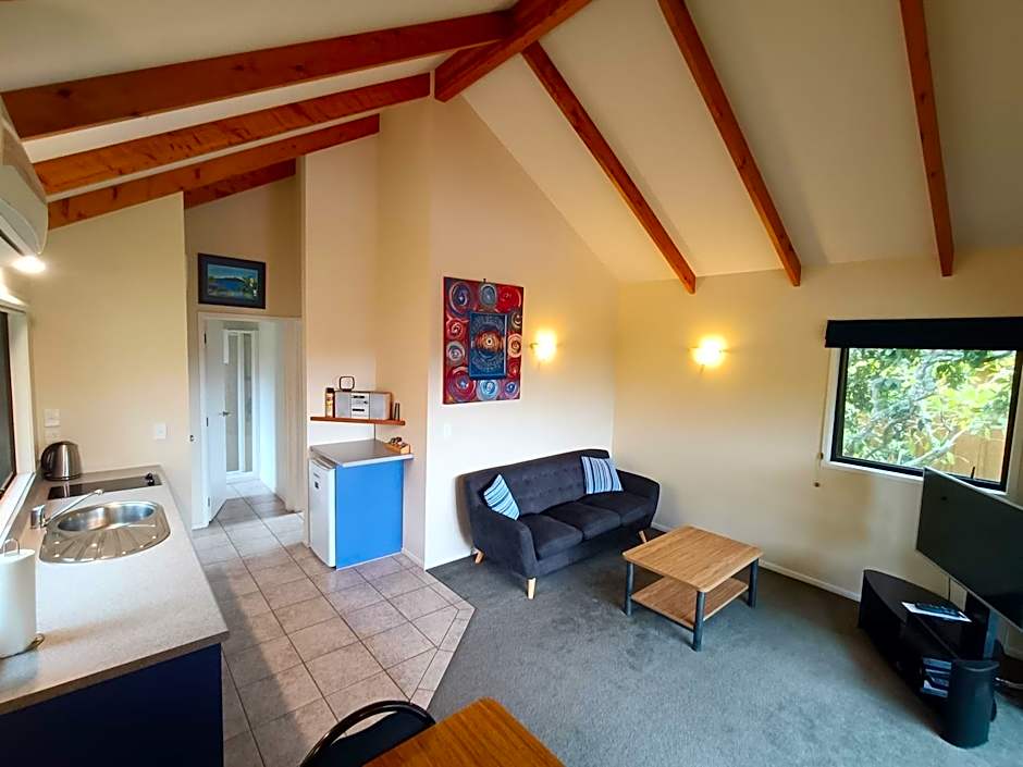 Kerigold Secluded Chalets Motel