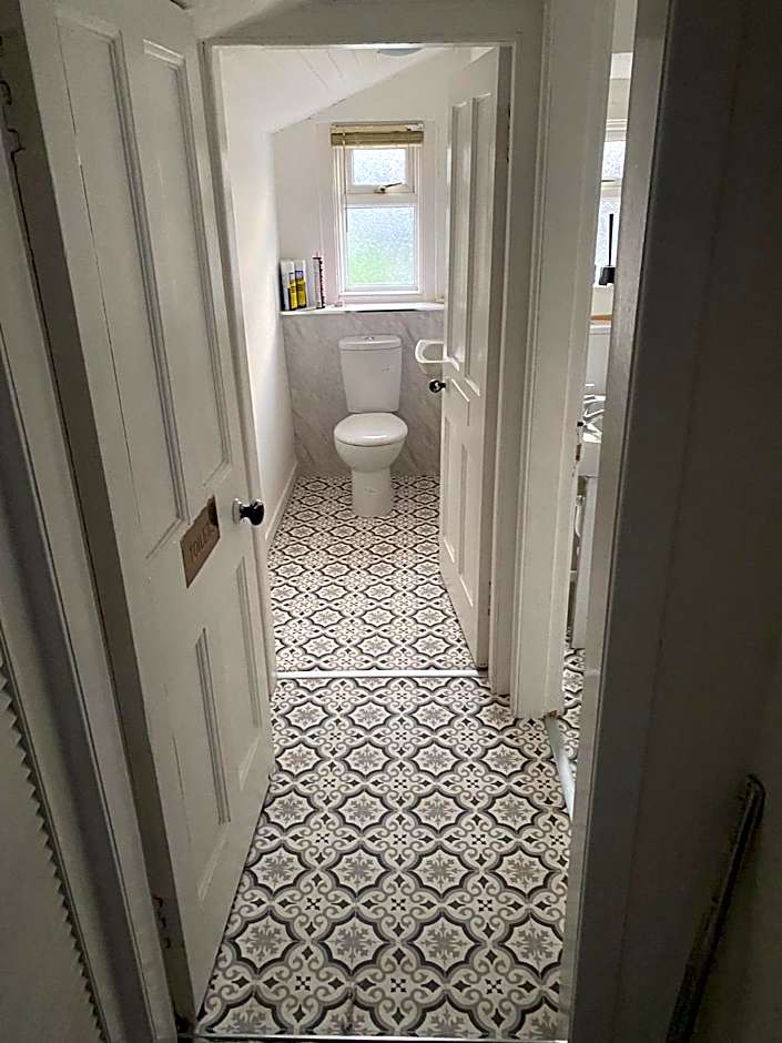 Queensberry arms hotel