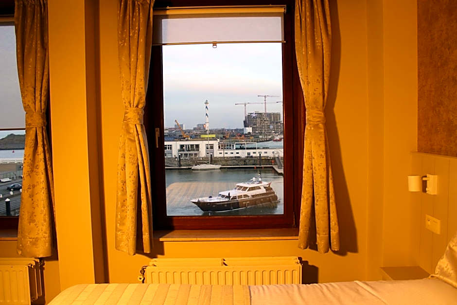 Photo 1 of 15 of Hotel Rubens