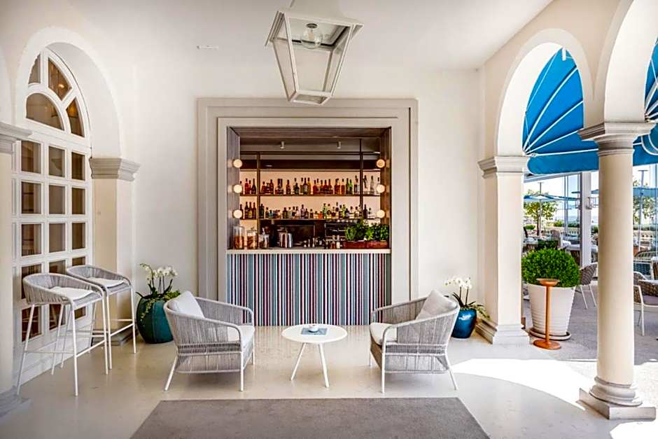 Casa Bianca Al Mare