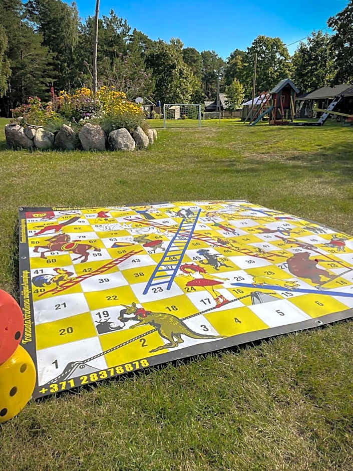 Trommeļa brīvdienu mājiņas-kempings