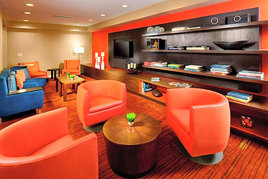 Courtyard by Marriott Akron Stow