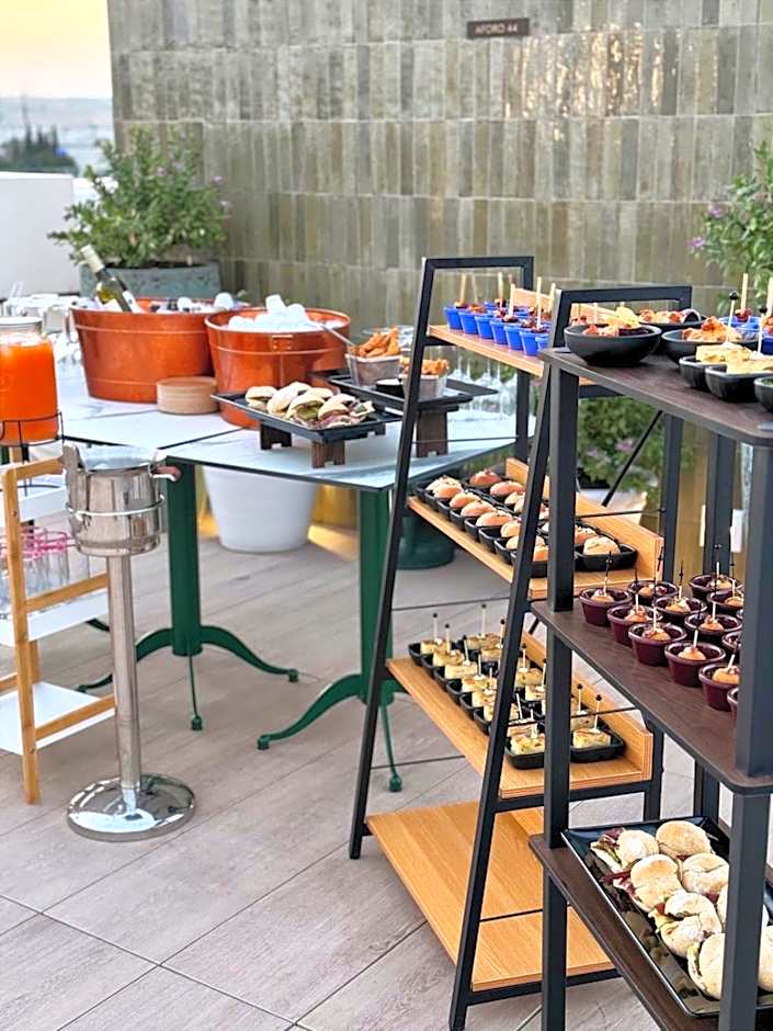 Ribera De Triana Hotel