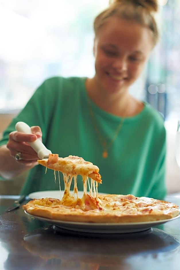 Narai Hotel (SHA Extra Plus)