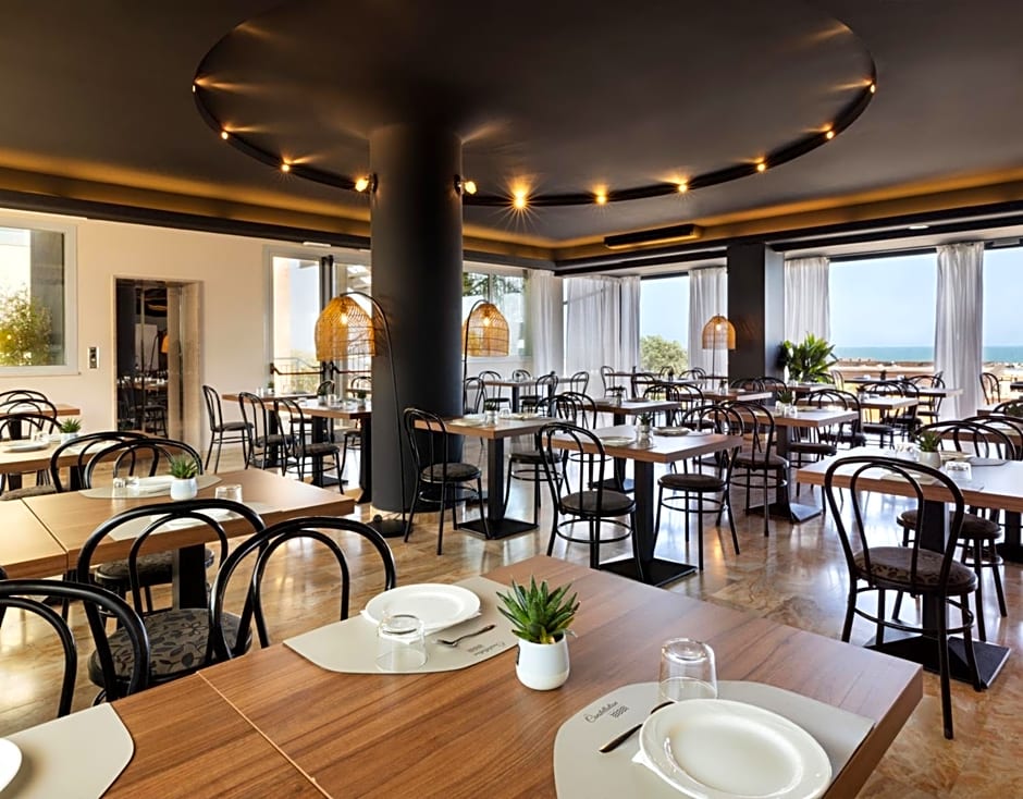 Hotel Constellation