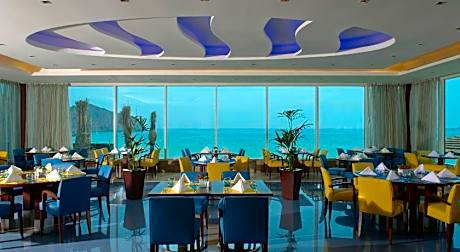 Oceanic hotel - Alojamientos en SHARJAH