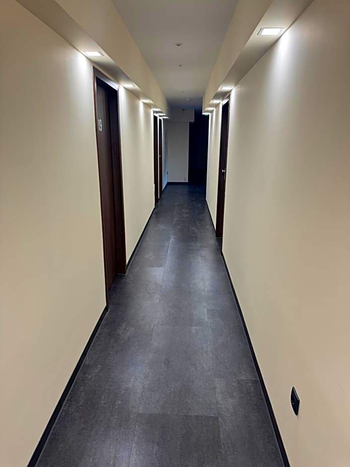 Hotel Capitol Zentrum - 24h -