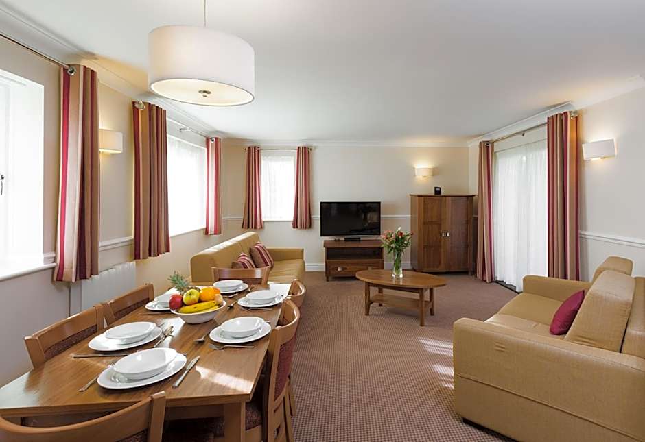 Woodford Bridge Country Club