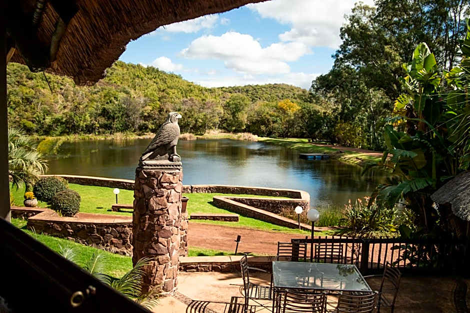 Bass Lake Country Lodge