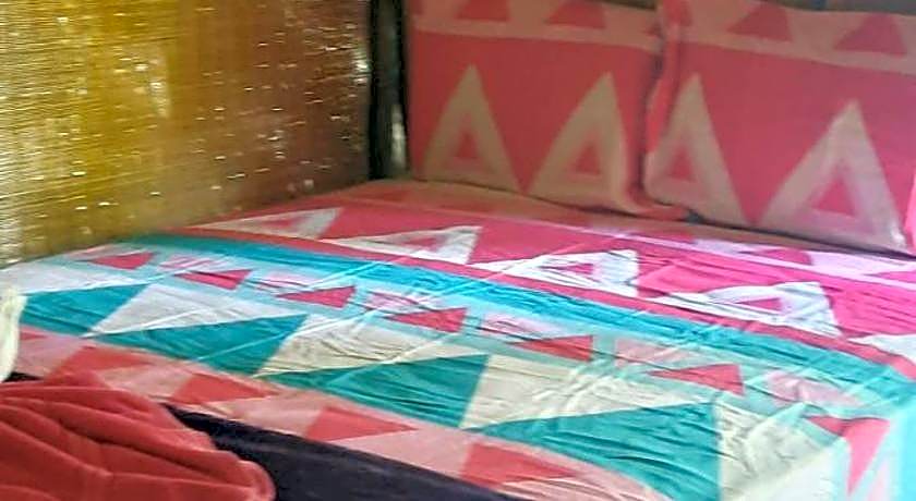 Chill Chill Long Beach Hostel