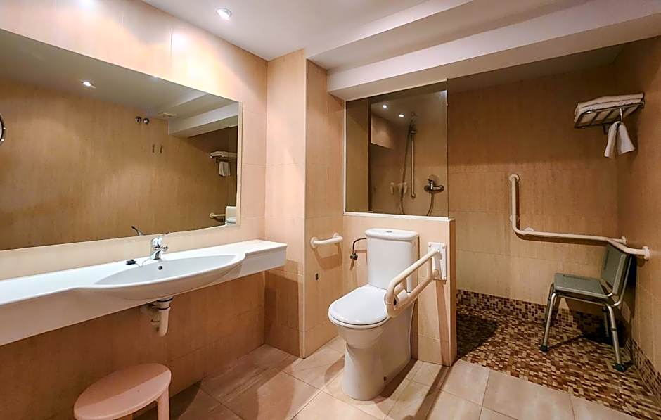 Hotel Faranda Alisas Santander an Ascend Collection Hotel