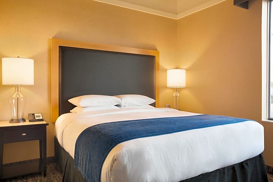 DoubleTree by Hilton Hotel Oklahoma City Airport