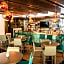 The Reef 28 - Adults Only - All Suites - Optional Gourmet All Inclusive