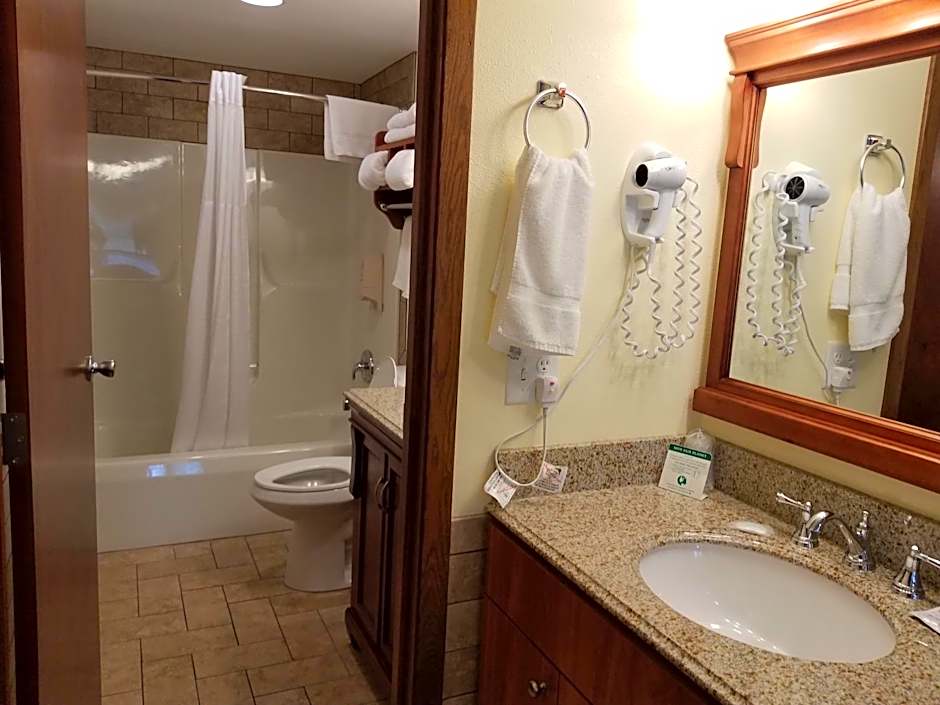 Black Hawk Motel & Suites