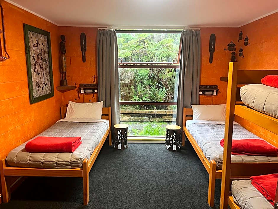 Global Village Travellers Lodge