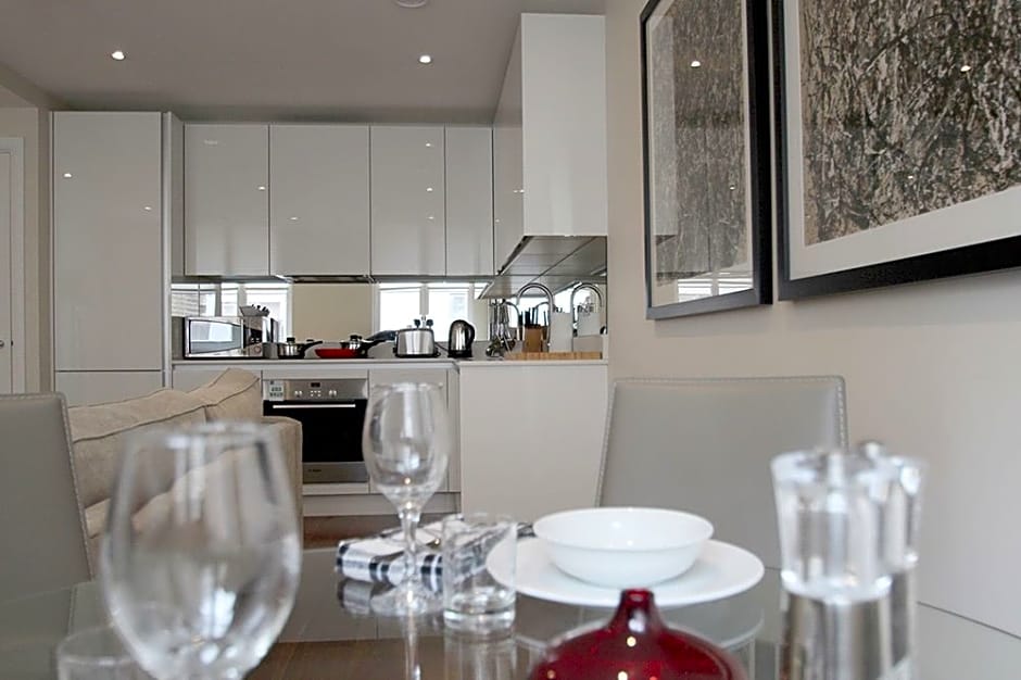 One Bedroom Serviced Apartment in Holborn, Chancery Lane