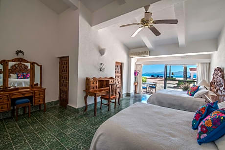 Deluxe Double Room with Sea View