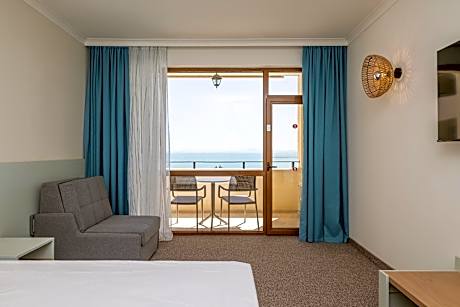 Standard Room with Sea View