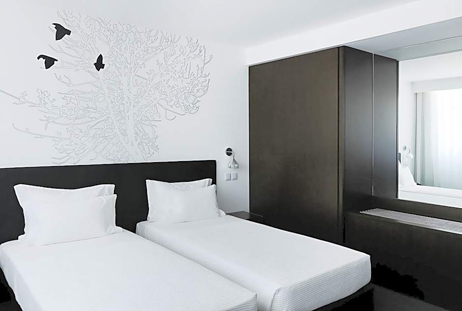 Open Village Sports Hotel & Spa Club