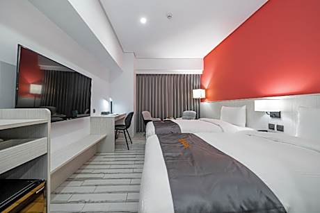 Superior Twin Room without View