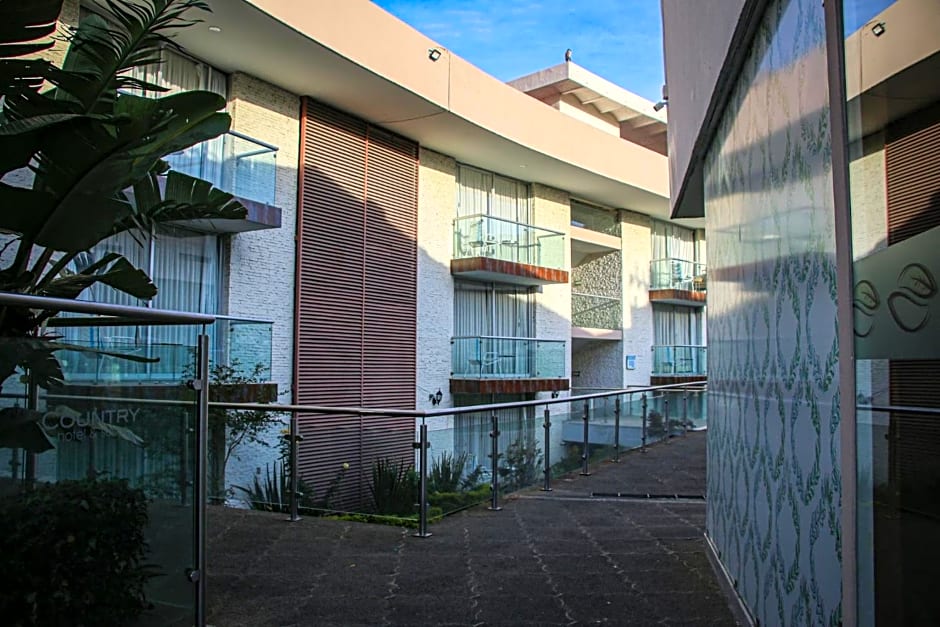 Country Hotel & Suites