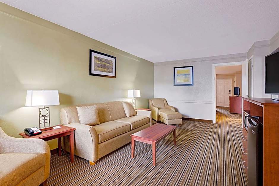 Baymont by Wyndham Jacksonville Orange Park