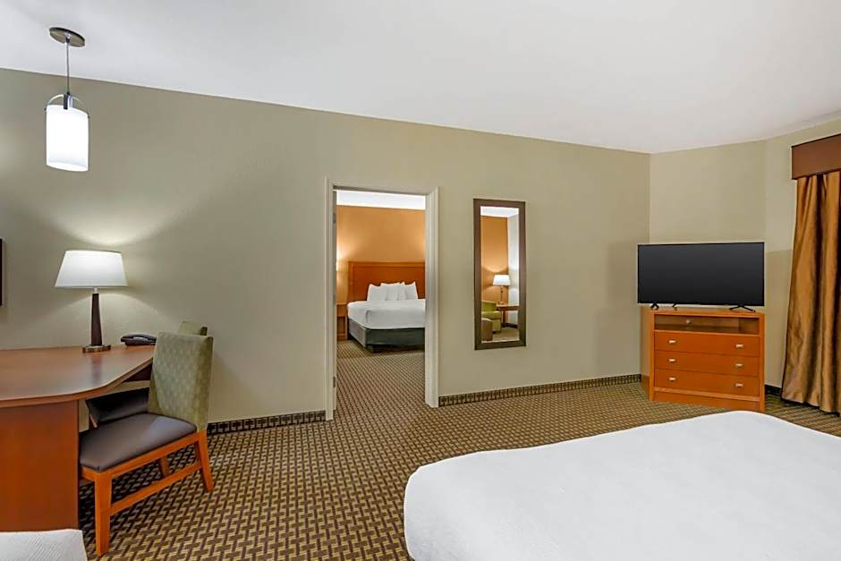 MainStay Suites Stanley