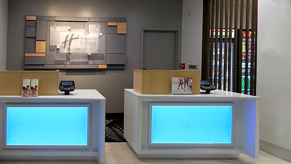 Holiday Inn Express St. Petersburg North / I-275 By IHG