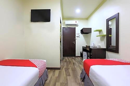 OYO 90045 Dalyla Inn Hotel