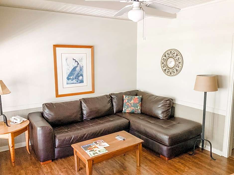 The Lodge at The Bluffs