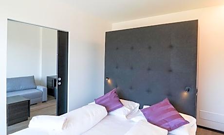 Deluxe Family Suite